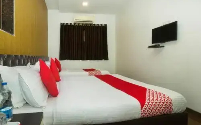 OYO 19847 Hotel Star Residency