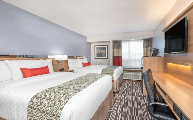 Microtel Inn & Suites by Wyndham Sudbury