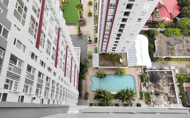 Comfy Studio At Vida View Makassar Apartment