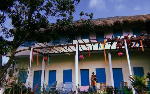 Confetti House
