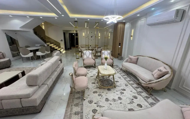 villa with garden in continental COMP