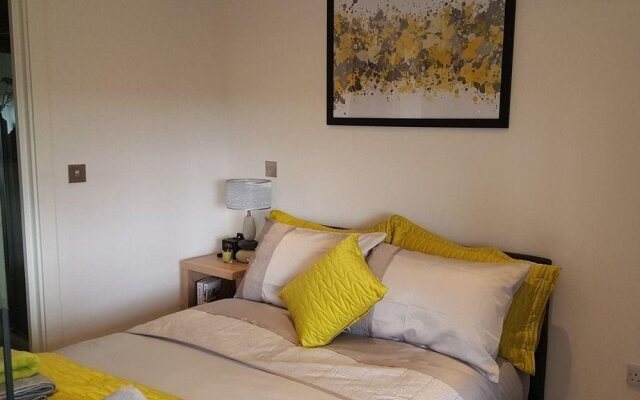 Watford Luxury Studio