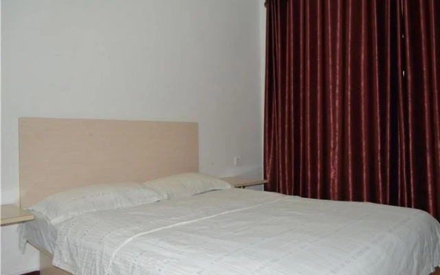 Yichang Shenlong Hotel