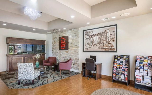 Red Roof Inn Savannah - Richmond Hill/ I-95