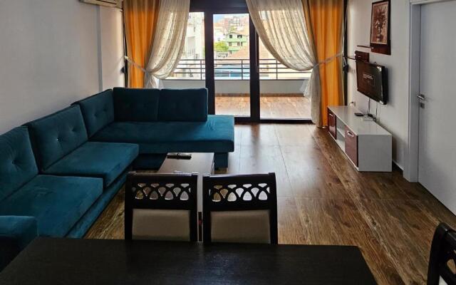 Daily Apartment near Center 1+1