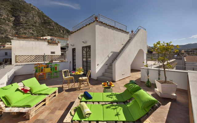 YourHome - Karme House