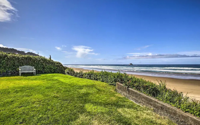 Oceanfront Escape w/ Pacific Views: Surf & Explore