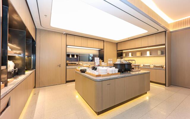 Ji Hotel Qingshan Lake Hongdu North Avenue