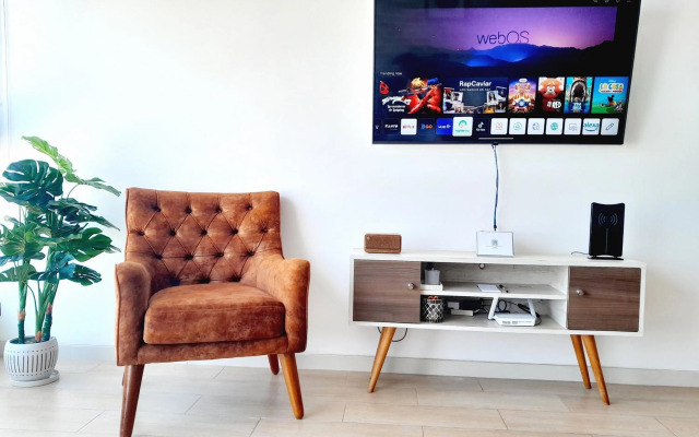 Stylish New Apartment with stunning Ocean View near Miraflores