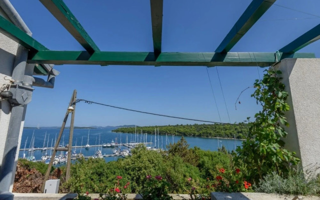 Holiday Home Near Lighthouse - H