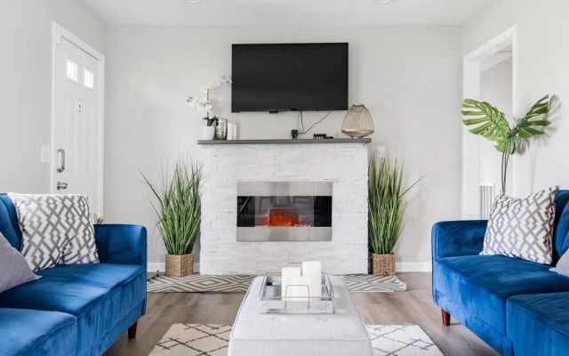 Spa-inspired Modern Oasis Near Downtown Nashville