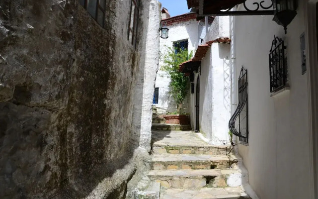 Two Stone Homes