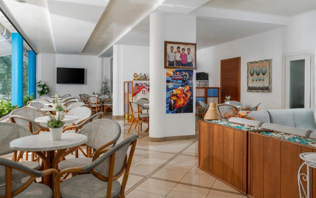 Hotel Lina