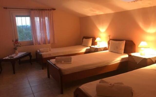 Aktaion Hotel