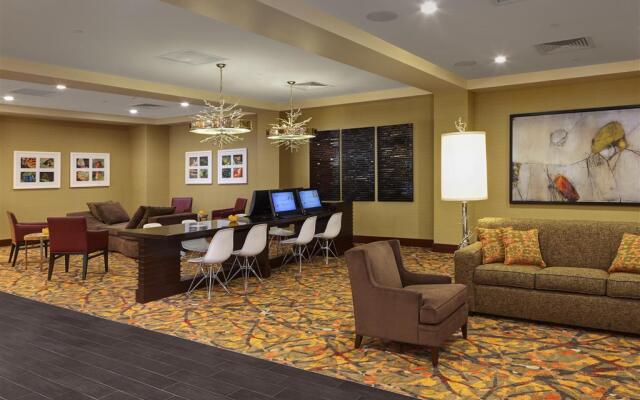 DoubleTree by Hilton Hotel St. Louis - Chesterfield