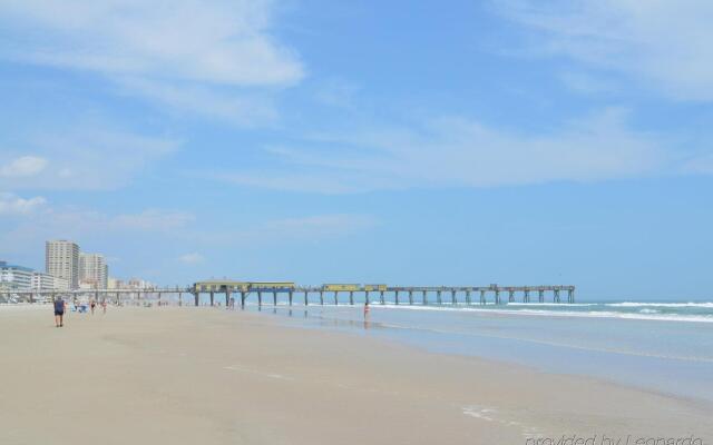 Daytona Beach Oceanside Inn