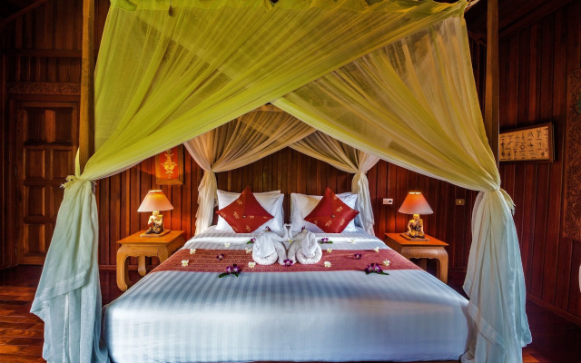 Erawan Villa Hotel