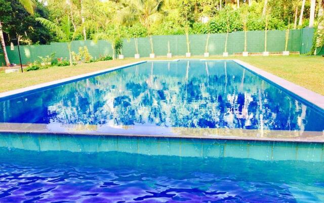Airport resort