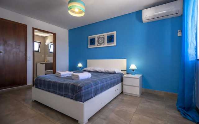 ★ Sea View ★ 1 Minute to Oldtown and Beach ★