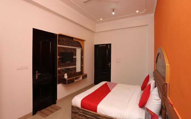 OYO 7812 Shree Radha Resort