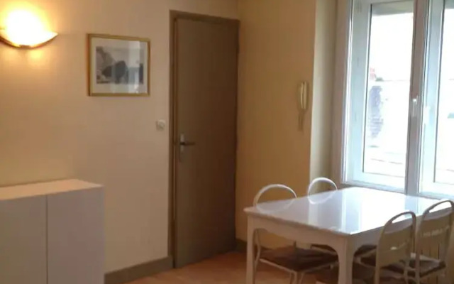 Appart Hotel Avril de la Roche