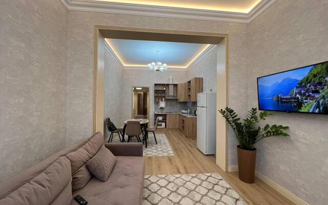 Апартаменты на улице Времена года