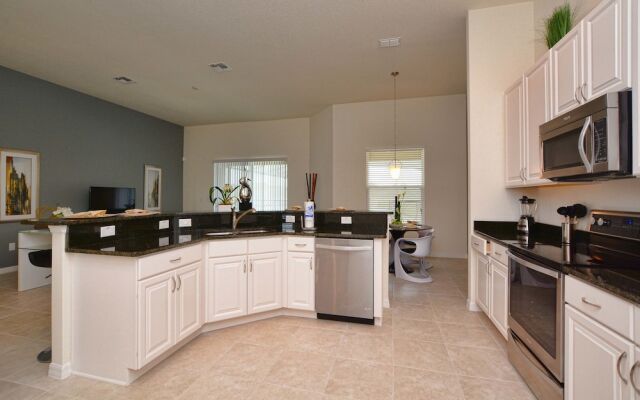 Watersong 5 Bedroom House w Pool - 7051WS