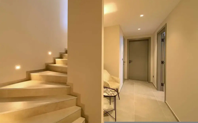 Villa Lord With Heated Pool Jacuzzi and Sauna