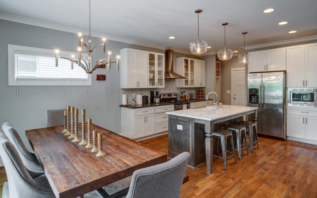 Potter Lane Home - 4 Br Home