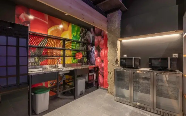 Ekoos Hostel