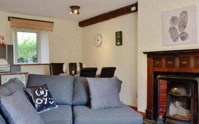 Brackendale Cottage