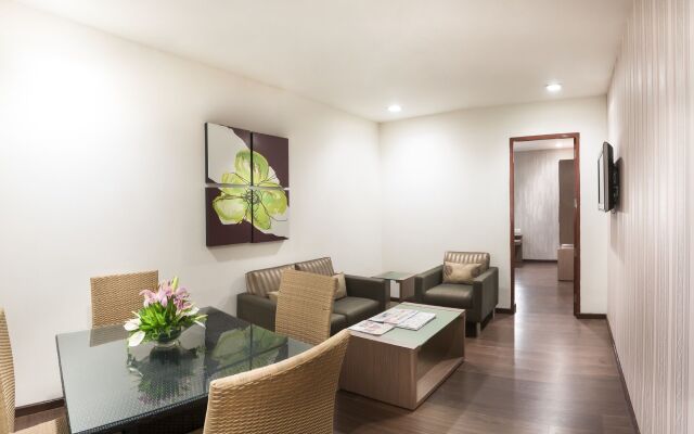 The Lotus - Apartment Hotel, Venkatraman Street