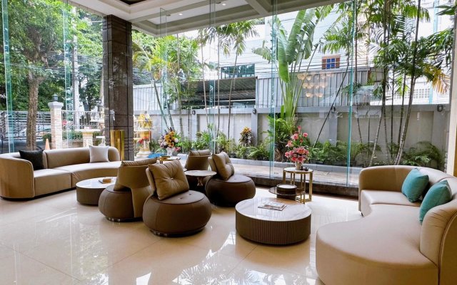 Miloft Sathorn hotel