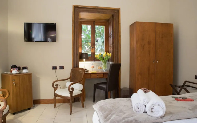 Oro Hotel
