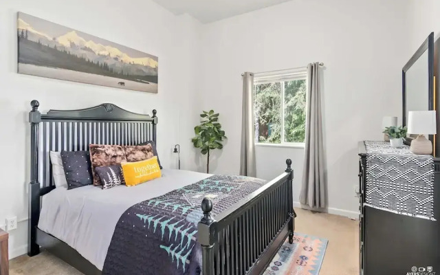 Kenai River Views & Access: Soldotna Apartment!