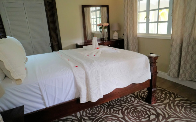 Marigot Beach Club and Dive Resort