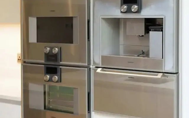 Spacious 4-bed Near City Sea