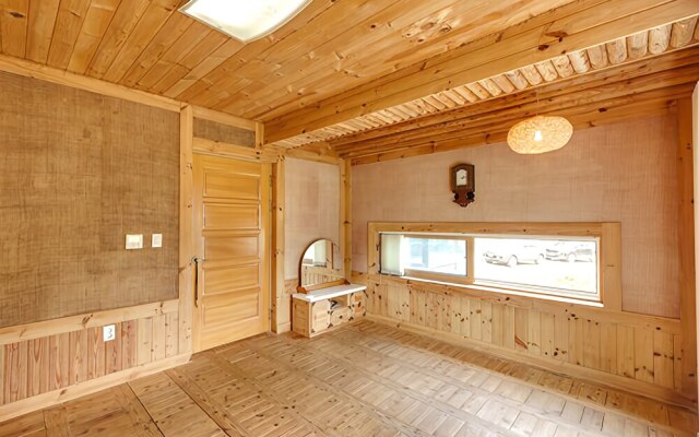 Gapyeong Daegajok Pension