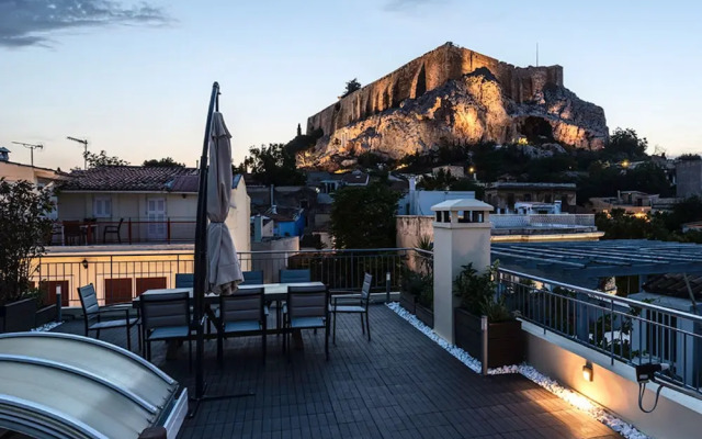 Plaka s Villa With Breathtaking Acropolis