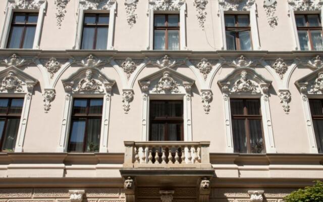 Quiet Loft Michalowskiego Street