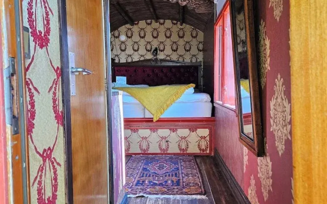 Grand Circus Hotel