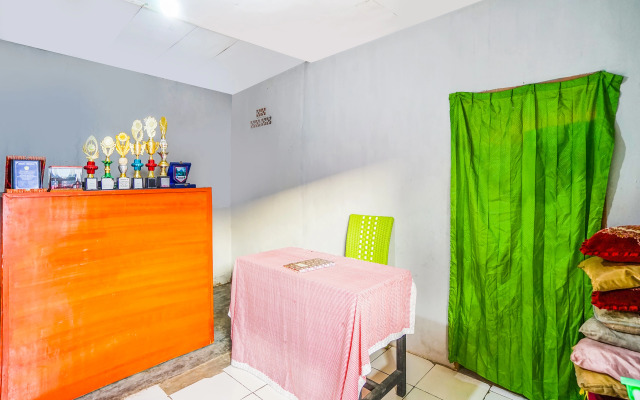 SPOT ON 90194 Wisma Ria