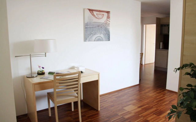CheckVienna - Maria-Theresien-Straße