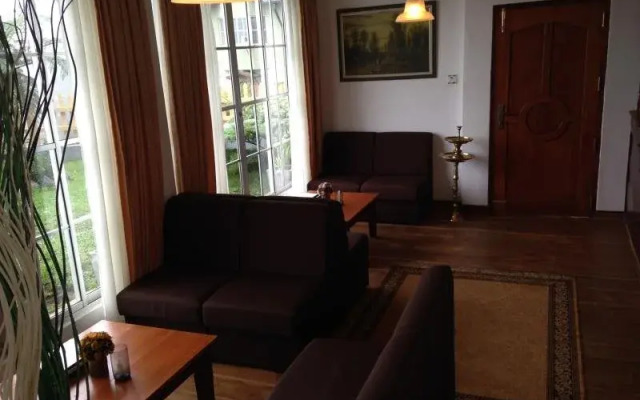 Misty Hills Boutique Cottage