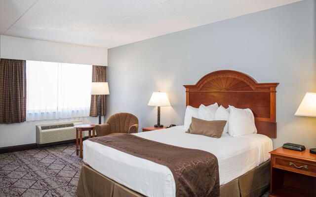 Best Western Plus Longbranch Hotel & Convention Center