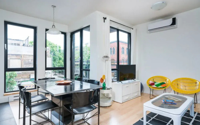 Airy 4BR in Plateau by Sonder