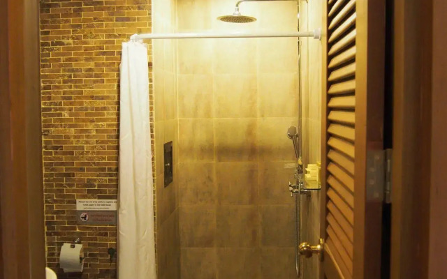 Renoir boutique hotel