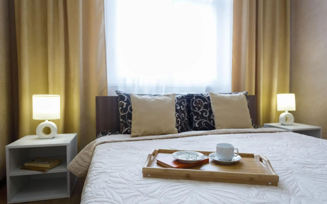 Версаль на улице Кадыкова