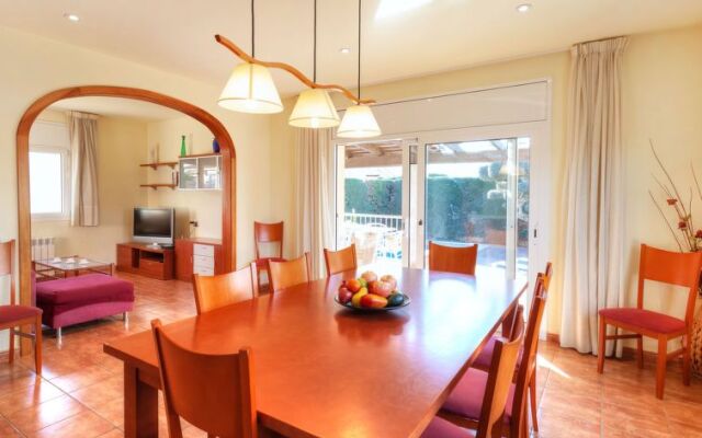 Holiday Home Eva
