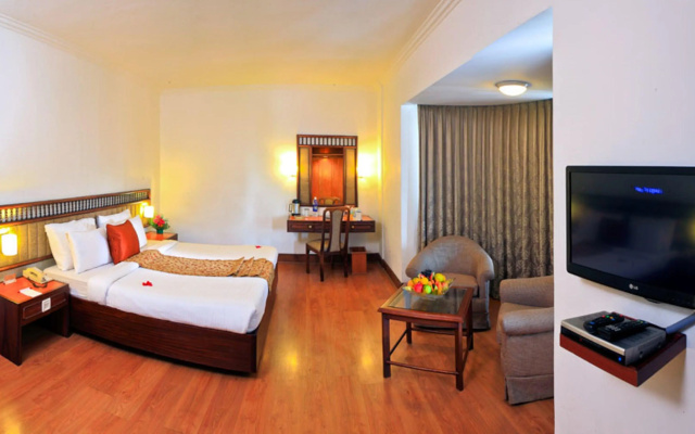 Hotel Abad Plaza – Guest Rooms – Ernakulam
